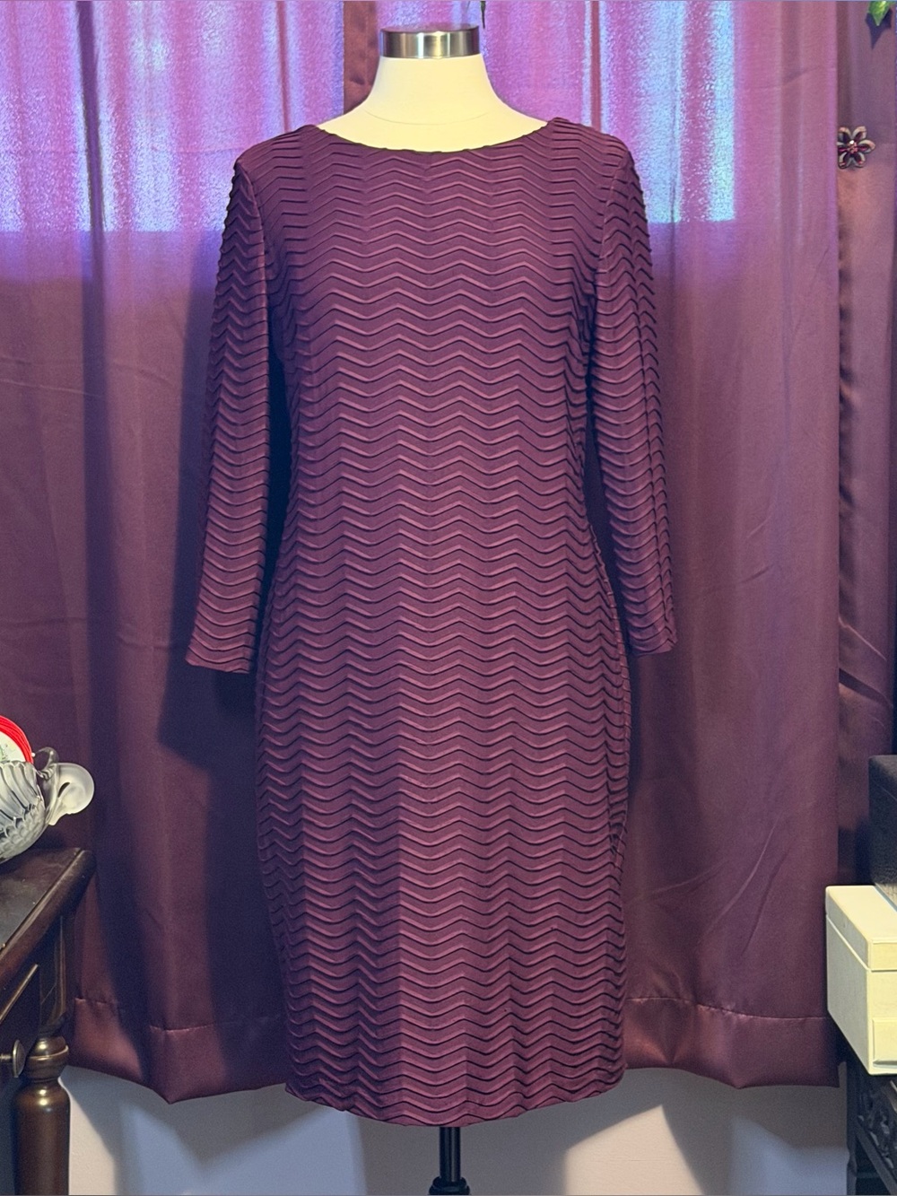 Calvin Klein Long Sleeve Sheath Dress Textured Chevron Pattern Plum Purple
